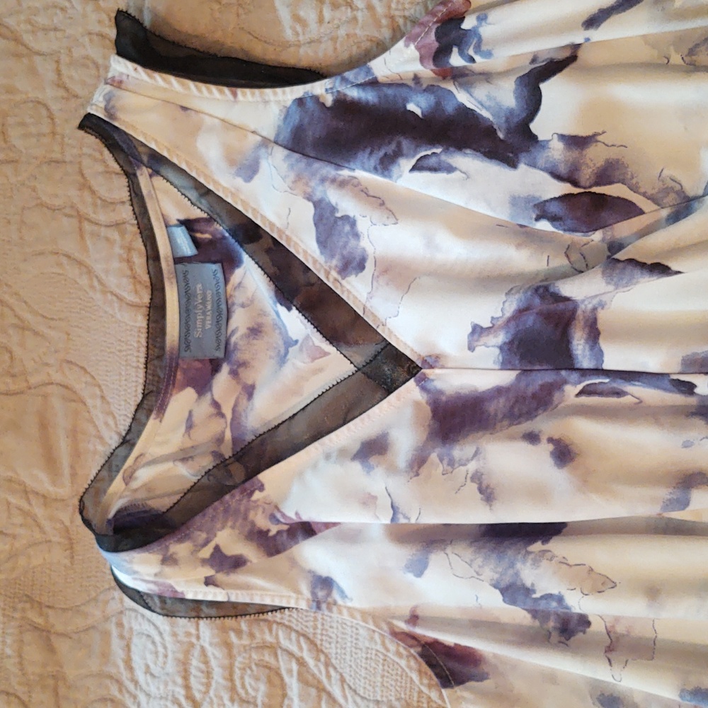 Vera Wang dress size small